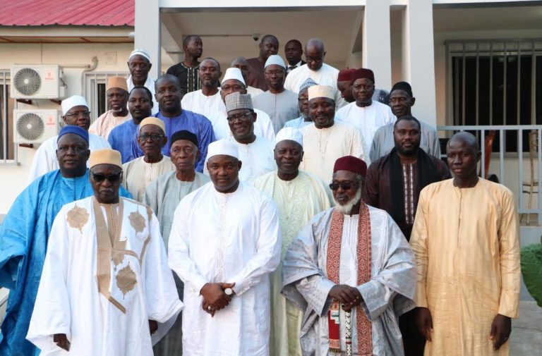 Khalipha of the Tidiania calls for peaceful co-existence, unity and solidarity