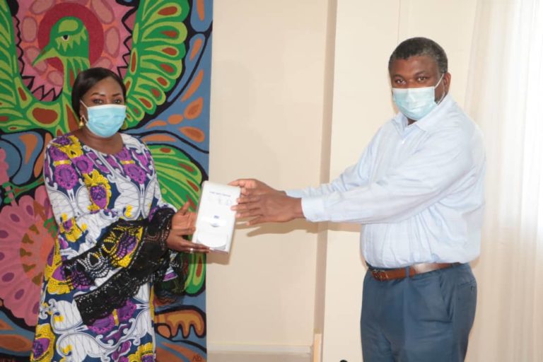 President Barrow’s wife Sarjo Mballow gives equipment to ministry of health as Dr Samateh lauds First Family’s role in fight against coronavirus