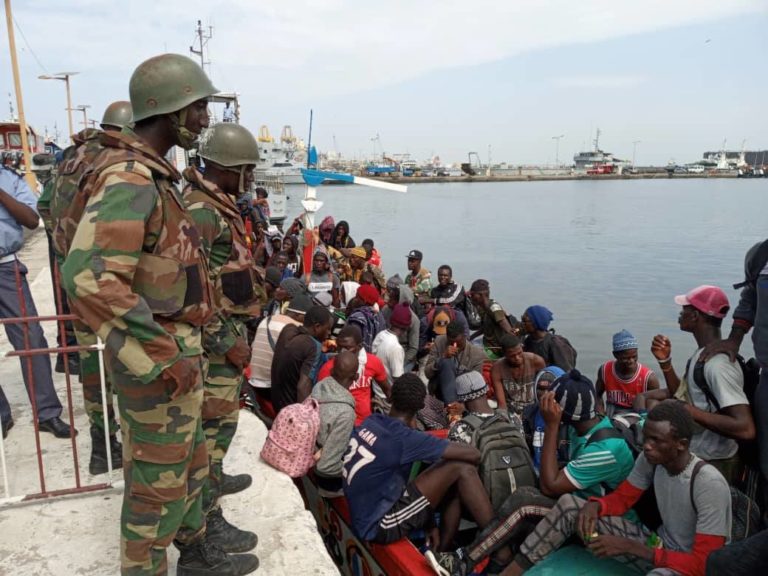 Senegal – ‘back way’: 100 people die as boat with 150 passengers capsizes