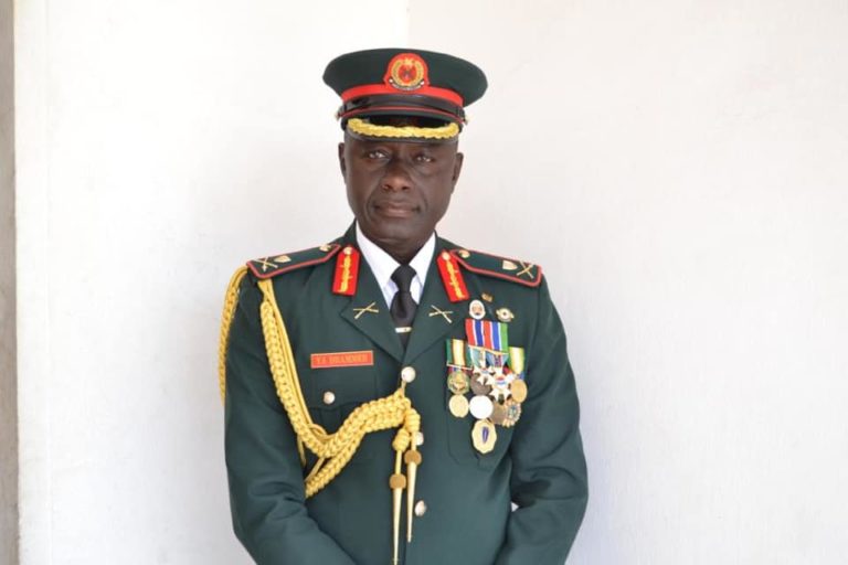 Army chief asks his troops to be politically neutral as elections approach
