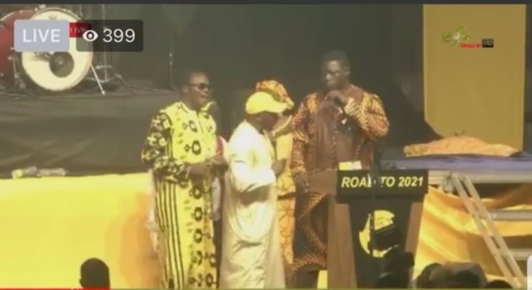 ‘Talib doesn’t own here’: Video emerges of interpreter refusing to give away the mic at UDP’s congress