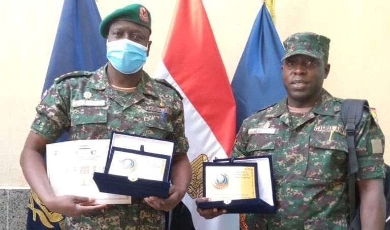 Two soldiers complete training on bomb and return to the country