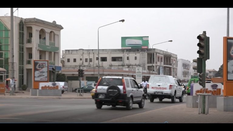 Education ministry issues statement over students gathering at Traffic Light to party