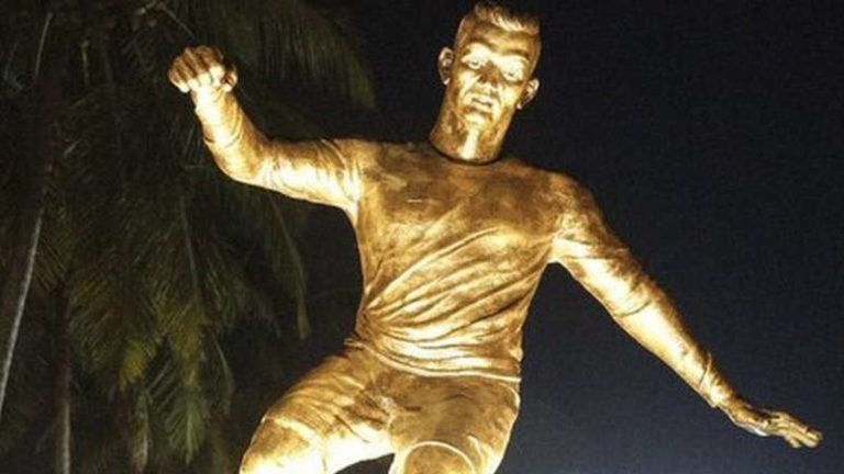 Cristiano Ronaldo Statue Divides Opinion in India