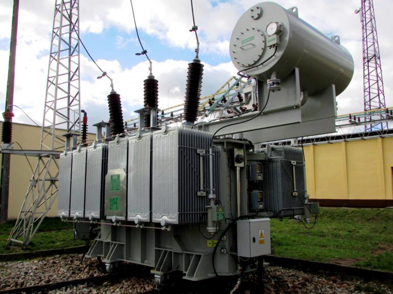 Nigeria: Man electrocuted while trying to steal transformer cables