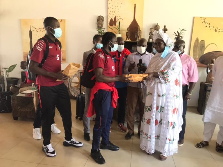 Gambian Sports Veterans Donate Cash Worth D 200,000 to The National Team