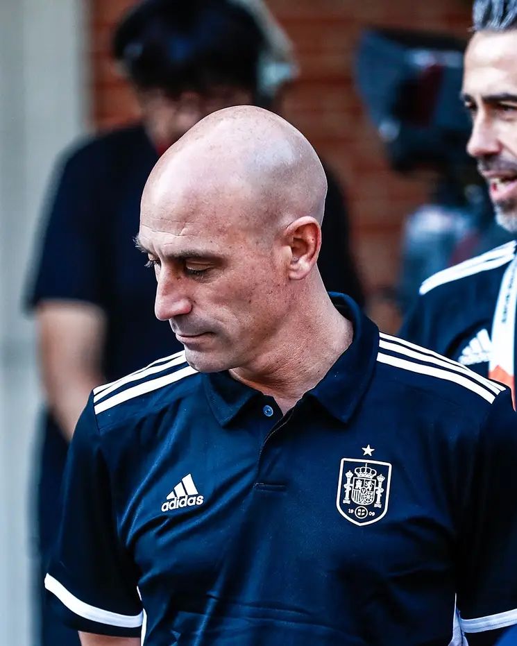 Luis Rubiales to Resign after Inappropriately Kissing Spanish Forward Jennifer Hermoso