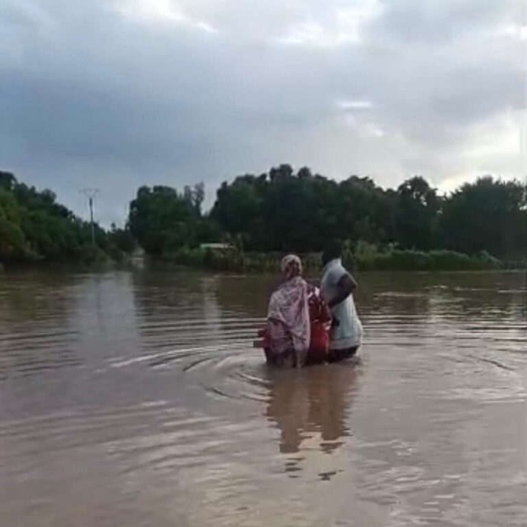 Sandu Dasilammeh Residents Risk Drowning as Roads Submerged After Heavy Downpour