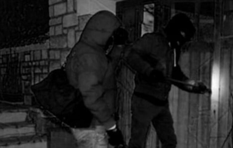 Saly Home Invasion: 18 Suspects Sought After Brutal Armed Robbery and Assault